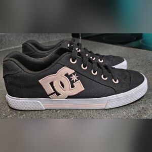 Dc shoes